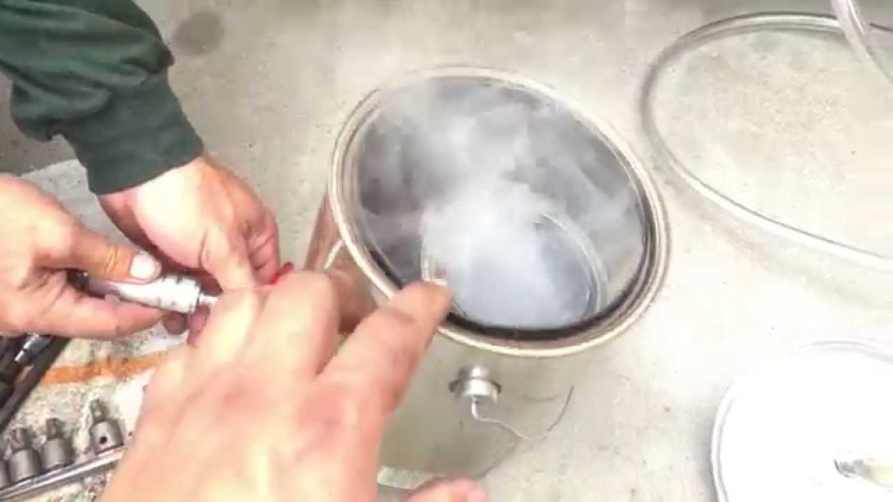 Smoking Engine For Air/Oil Leak BMW 5 Series 3 Series E90 E39 528I 328I