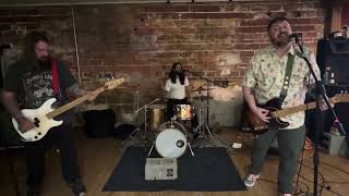 The Bobby Edge Band Perform “Calamity Of Now” At Dirty Dungarees