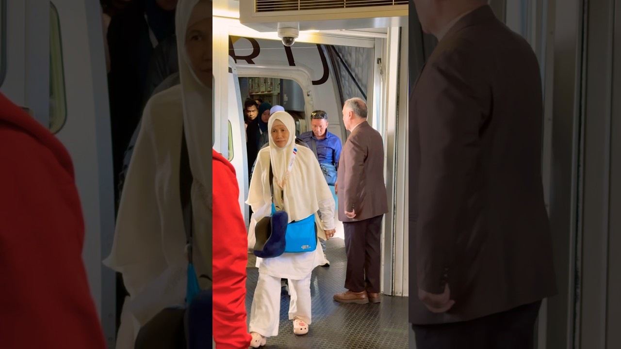 Brunei Hajji Come From Umrah || At Jeddah International Airport😍✈️