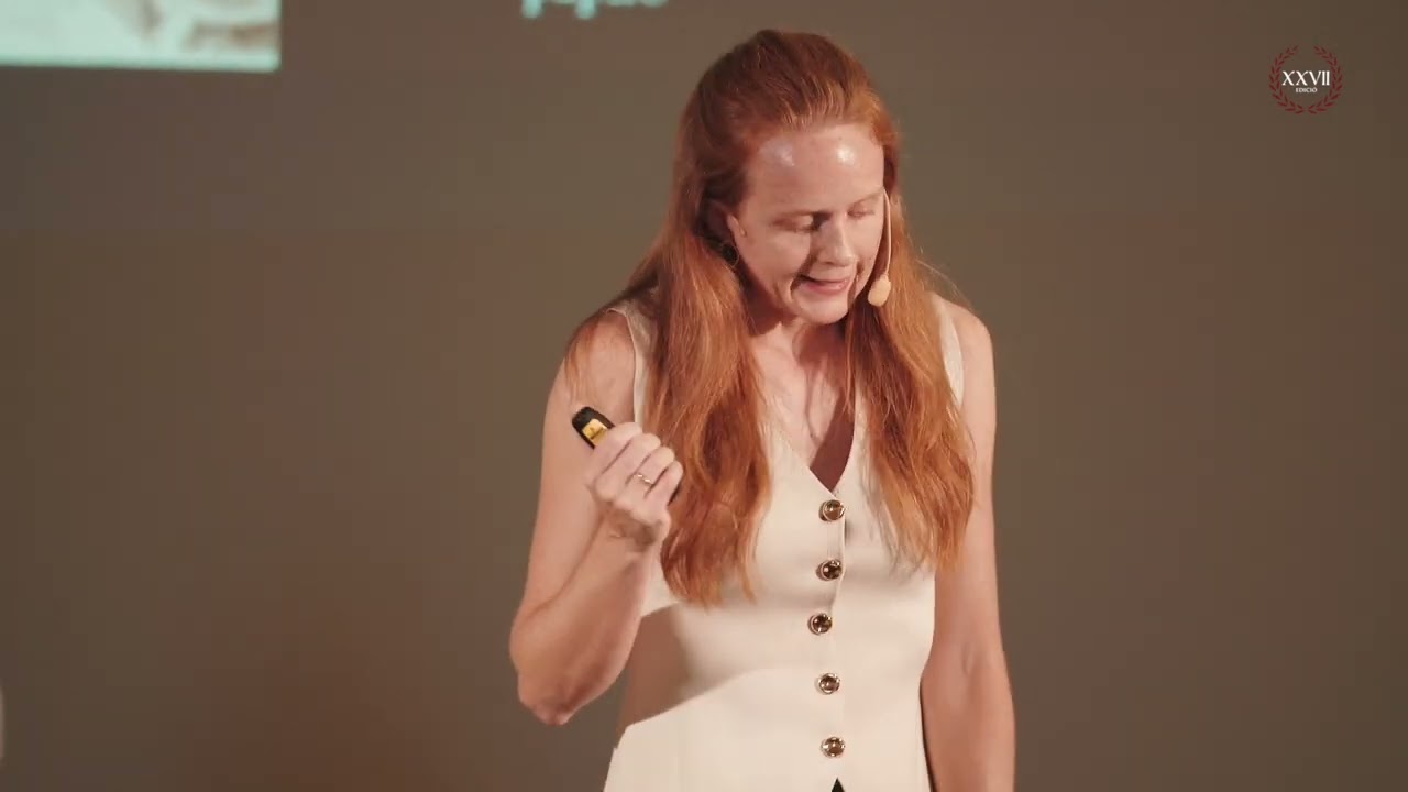 GENT CORRENT, VEUS ÚNIQUES. UNA INTRODUCCIÓ A LES CARTES DE DONES DE L'EGIPTE ROMÀ.