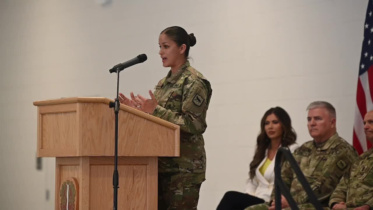 Maj. Julieanne Muckey thanks families during 129th Mobile Public Affairs Detachment welcome home