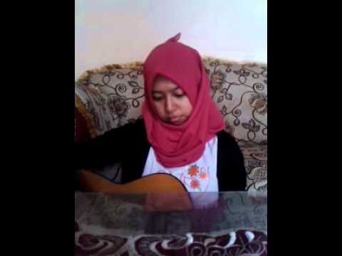 maudy ayunda-pilih aku atau temanmu . cover by ulanisa