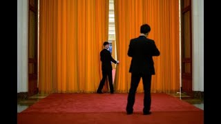 中南海出了什么事？纷纷与习近平保持距离。把新晋国师请到政治局，当场羞辱王沪宁