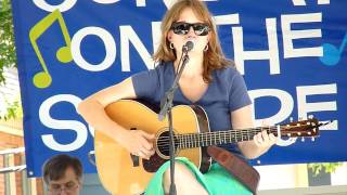 Watch Caroline Herring Song Of The Wandering Aengus video