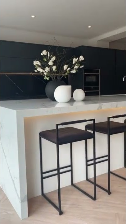 LAGI VIDEOIN FURNITURE KURSI BAGUS | HALU STORY #shorts  #storyhalu #storyig #storywa