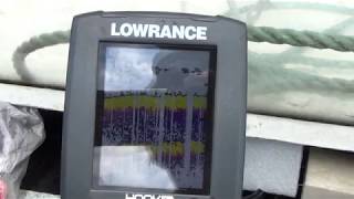 видео Lowrance Hook-3x 83/200