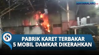 Pabrik Karet di Kota Malang Terbakar, Lima Unit Mobil Damkar Dikerahkan