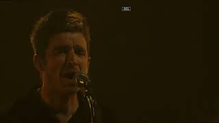 Noel Gallagher&#39;s High Flying Birds - A Dream Is All I Need To Get By - Legendado [Live 20&#39; | HD]
