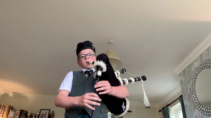Up To The On(Line) Solo Competition. Donald MacLeo...