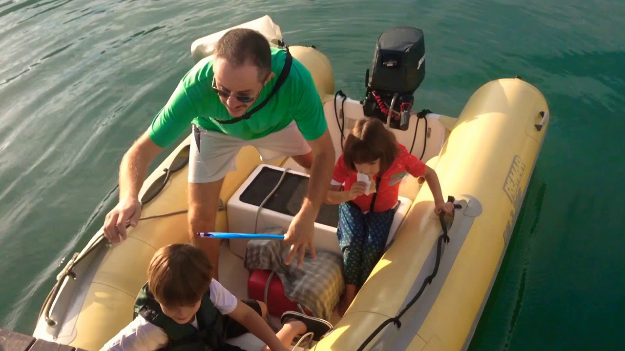 Dia a dia no catamarã Guina