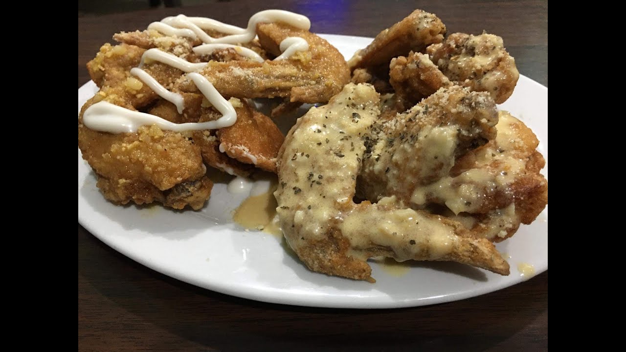 NEW YORK STYLE BUFFALO WINGS (2 FLAVORS)