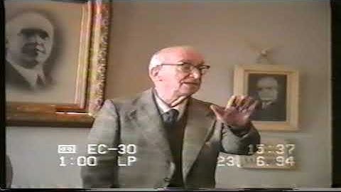 Ilya Musin conducting class. Excerpt from lesson on Mozart  550