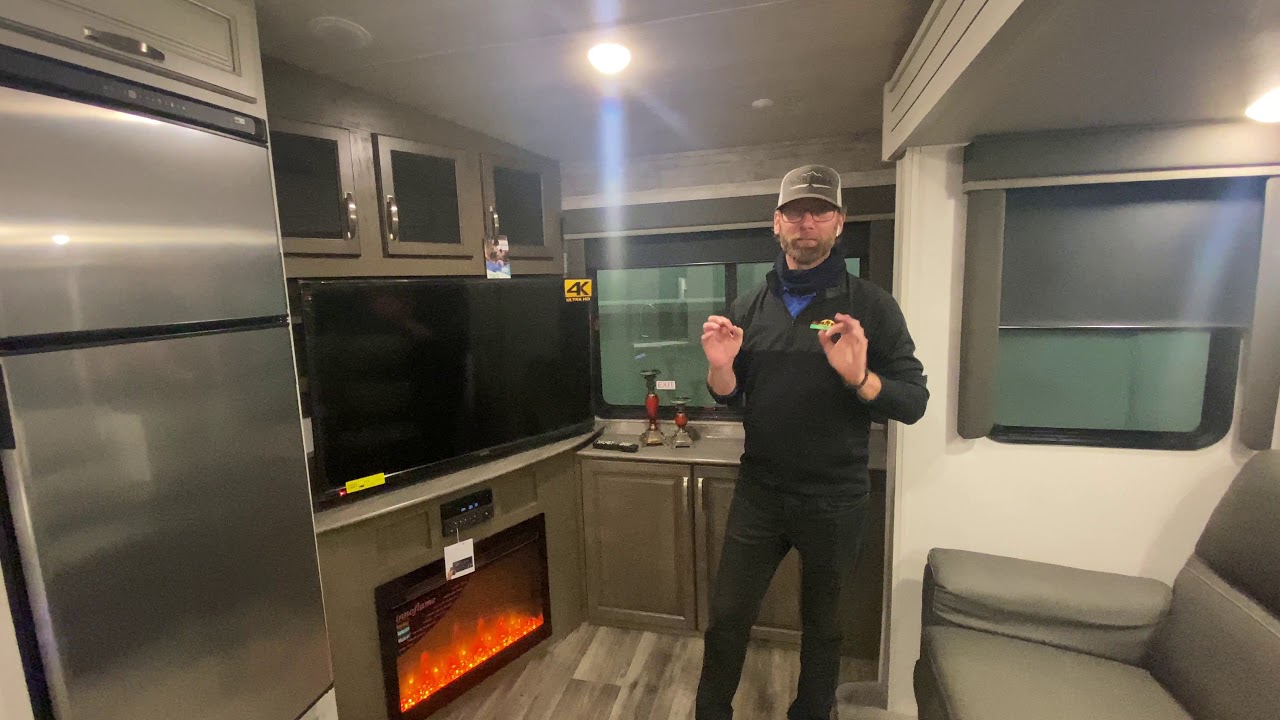 2021 Cougar 25RES - For those looking for a small Fifth-Wheel