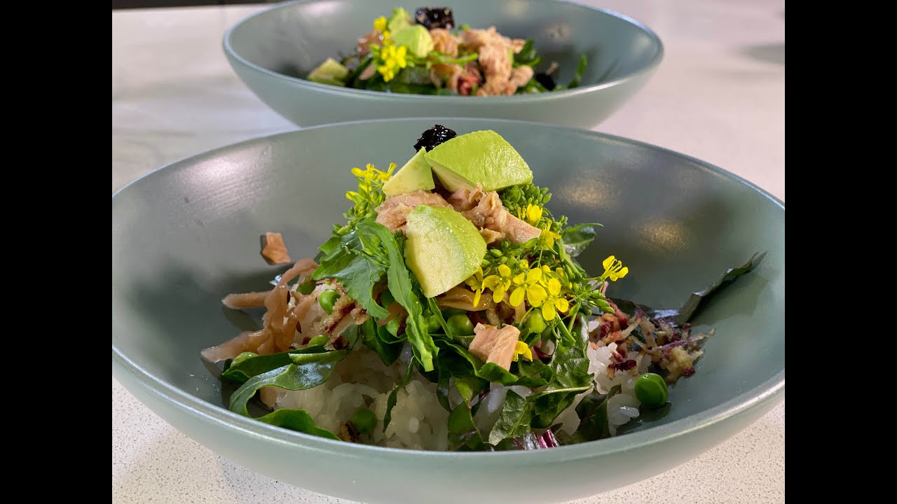 Cómo hacer un Poke Bowl - Cocina con Conexión - Sonia Ortiz con Juan Farré