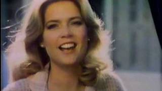 COMMERCIAL Noxzema with Meredith Baxter Birney (1980)