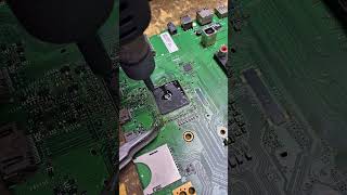 How to remove a chipset IC that has pins on all four sides. #how #tips #electronic #repairing #remov
