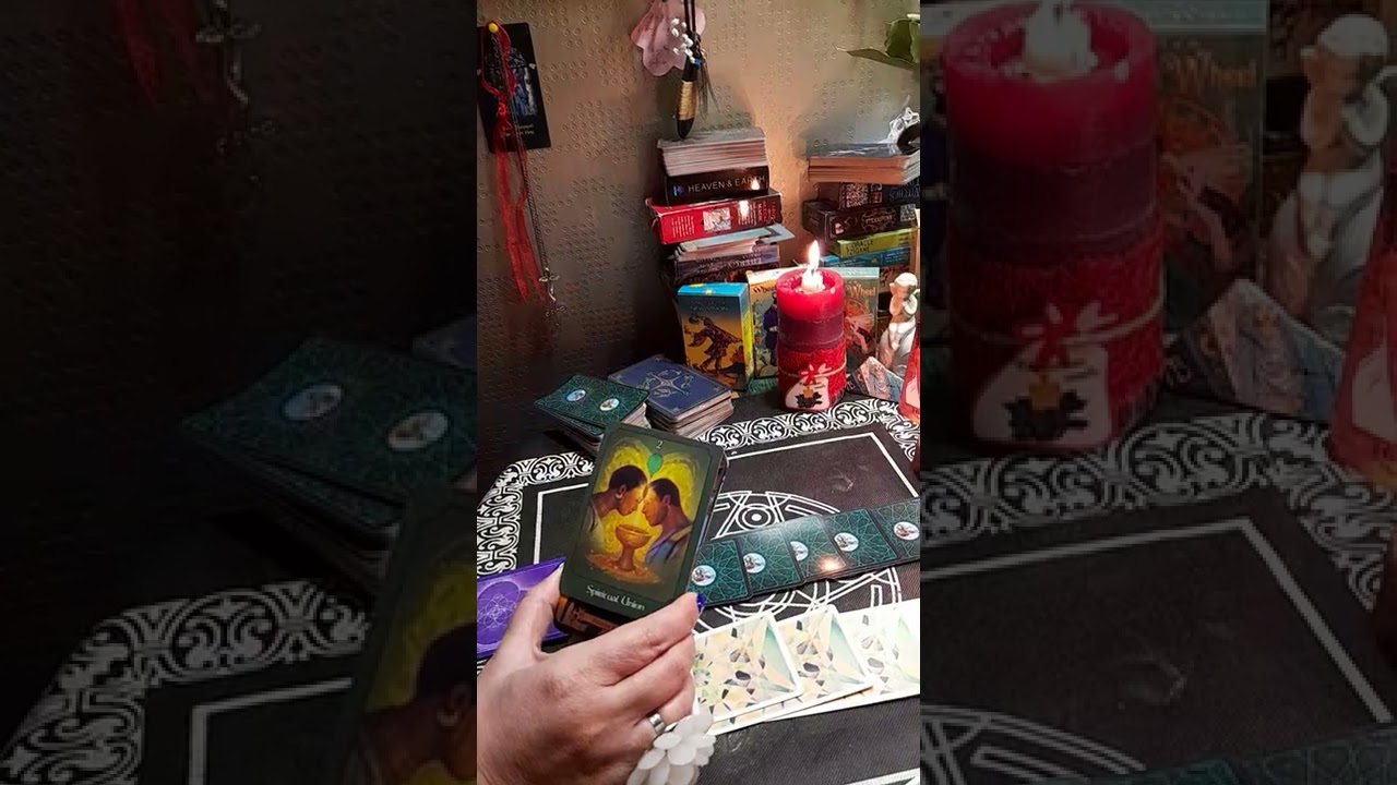 #tarot #ტარო   რა უნდა მოხდეს თქვენს ცხოვრებაში უახლოესს დღეებში 🎀🧿🔮😇🥰