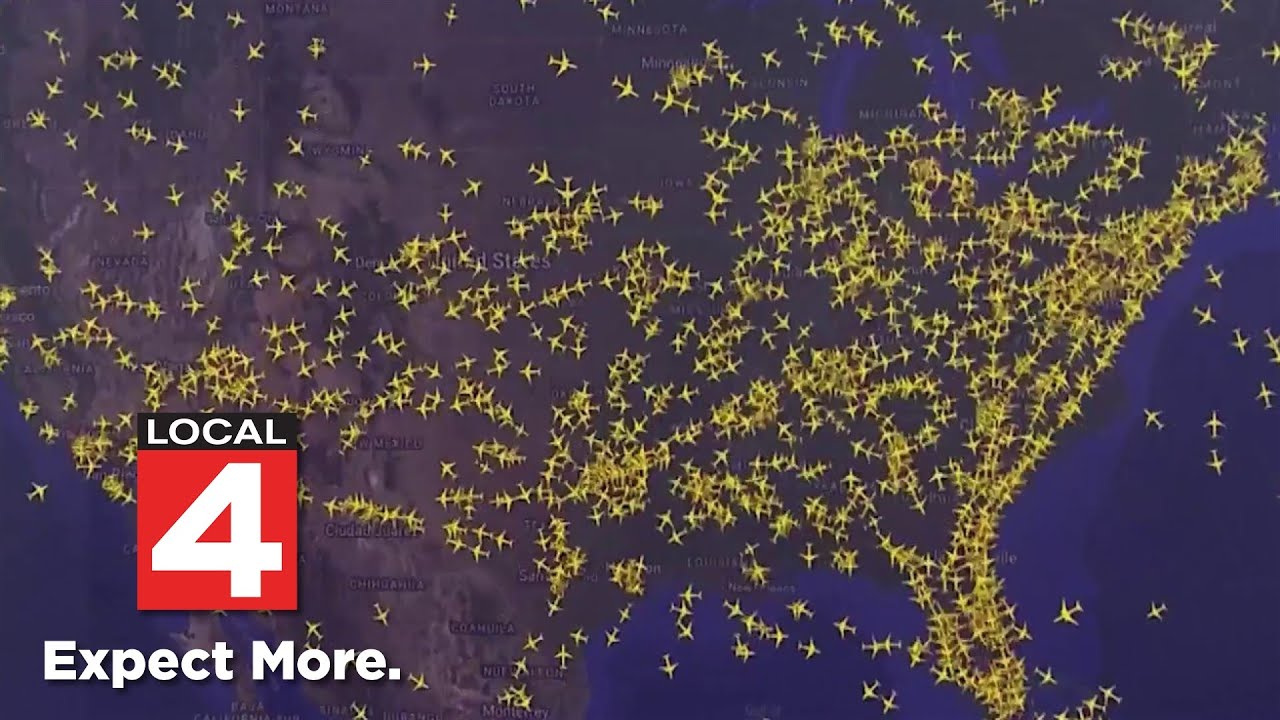 Hundreds of flights canceled due to tech outage - YouTube