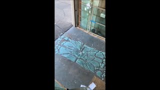 Man Drops A Hammer On Gl And It Shatters Into Pieces