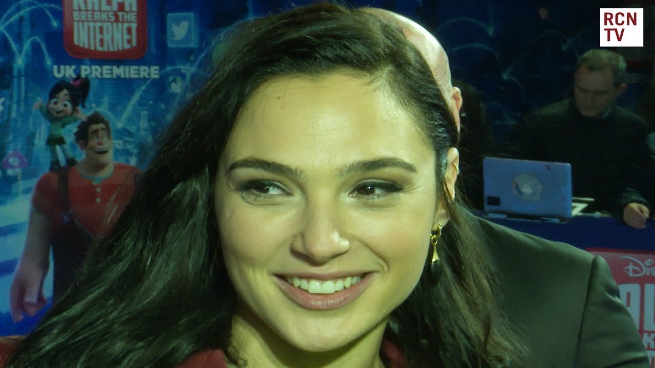 animated emoji Gal Gadot Red Carpet Arrival Ralph Breaks The Internet Premiere