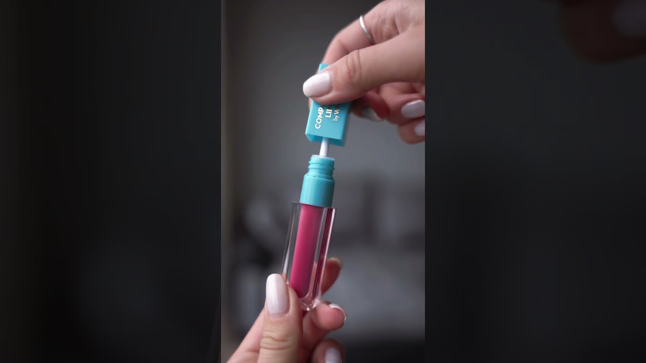 Shine Bright with the Perfect Pink Lip Crush Gloss