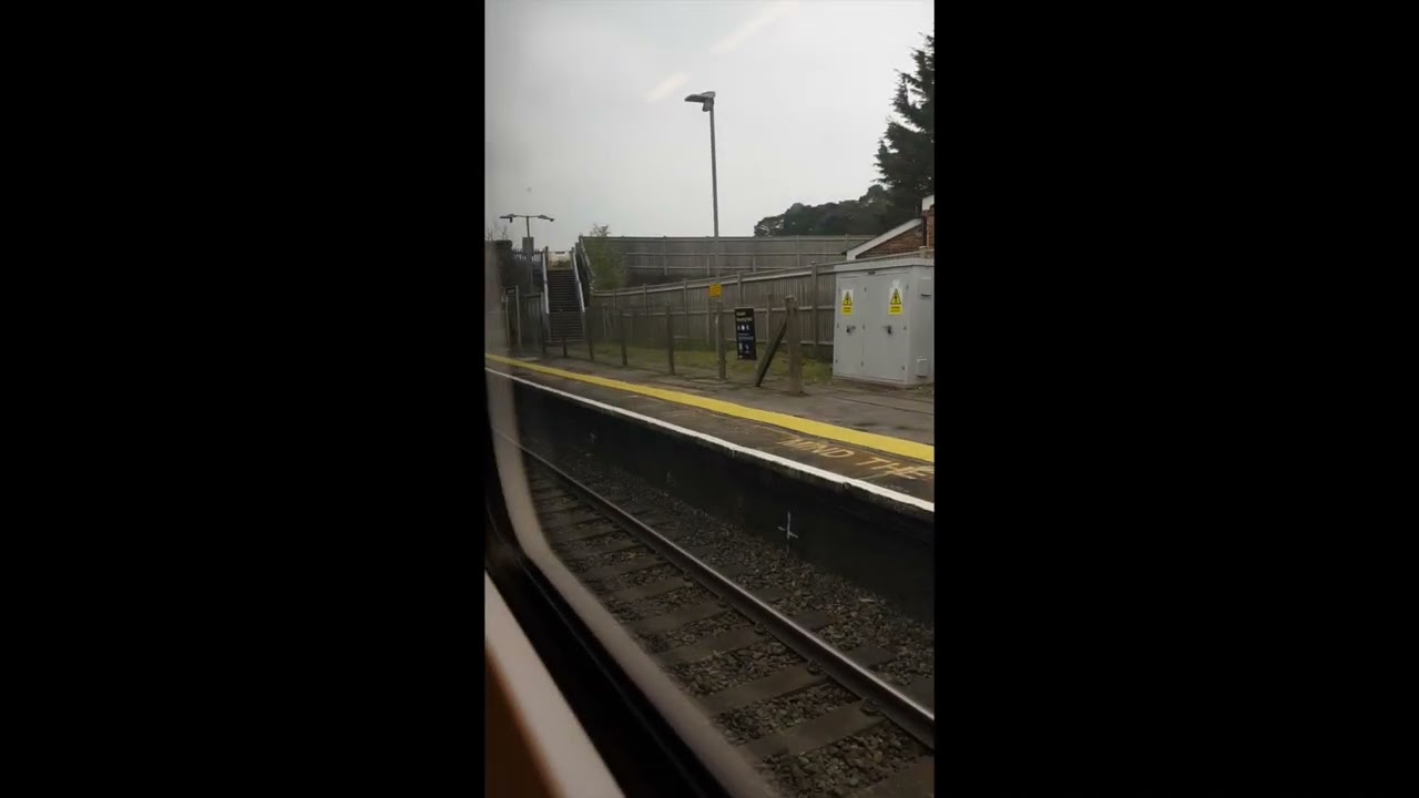 Beaulieu Road (UK) railway station