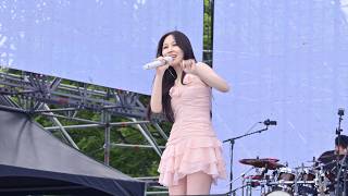[4K]권진아-Love Me Love Me 2026  Weverse Con Festival