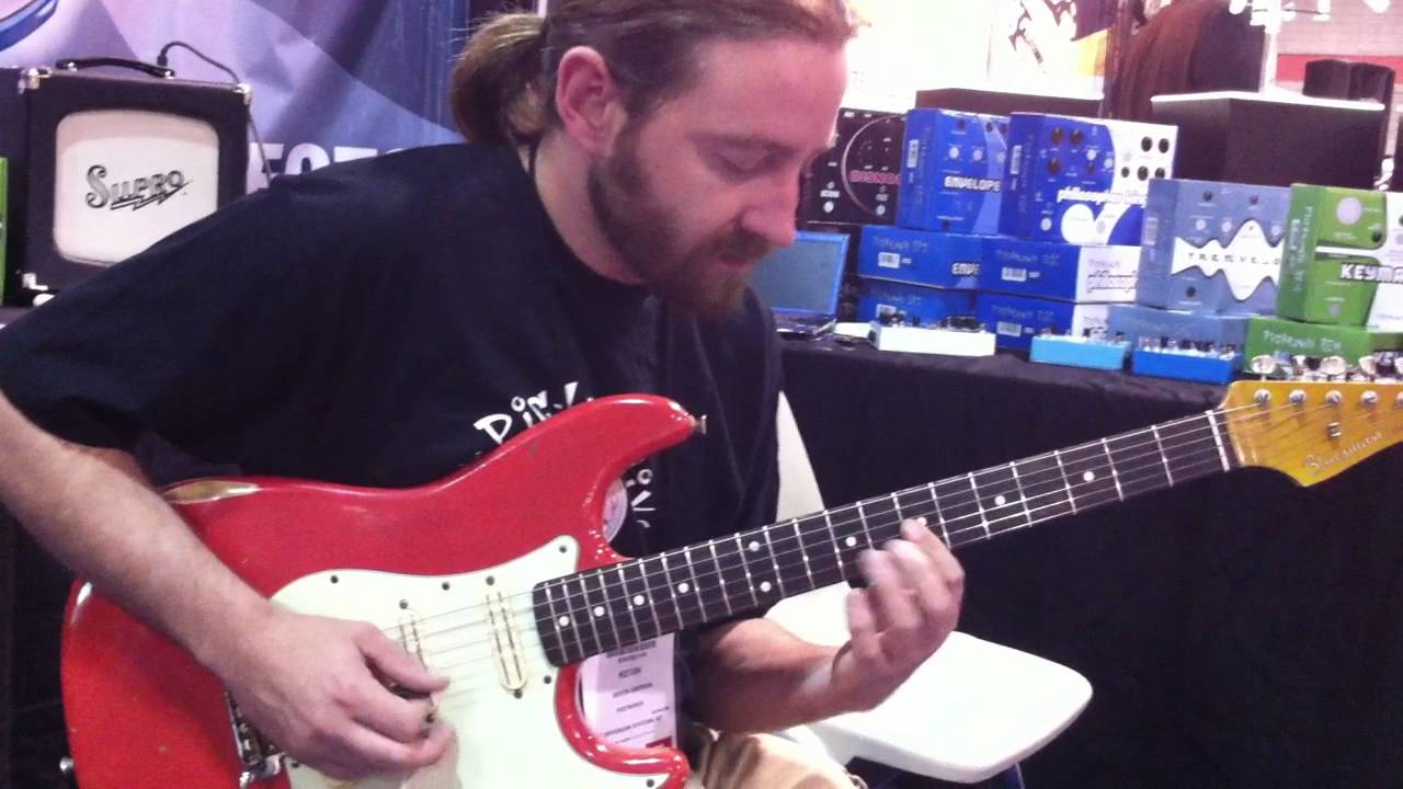 Johnny Hiland JohnnyBlades played at Pigtronix Booth live at NAMM