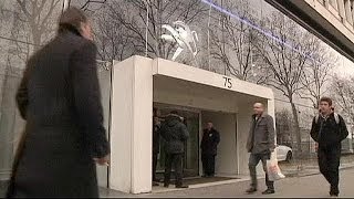 Peugeot CEO turns down 21 million euro pension package - economy