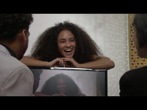 Camila Krishna | Cena de humor