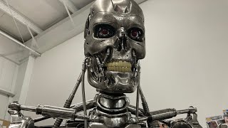 Terminator T-800 Life Sized 1:1 Statue by Sideshow Collectibles