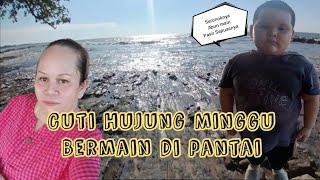 ABUN BERMAIN DIPANTAI BUNGAI