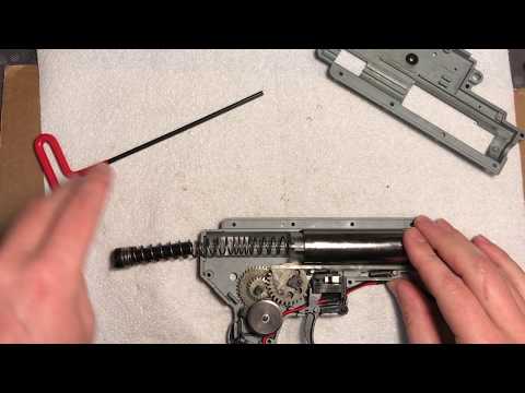 Airsoft M4 Version 2 closing the Gearbox Overview
