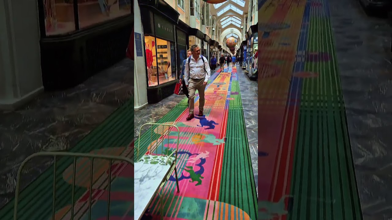 🇬🇧 Walking through Burlington Arcade London