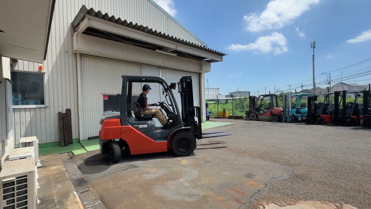 TOYOTA 2015 02 8FDL25 61031 中古 トヨタ 2.5トン 2.5t 2500kg V3m
