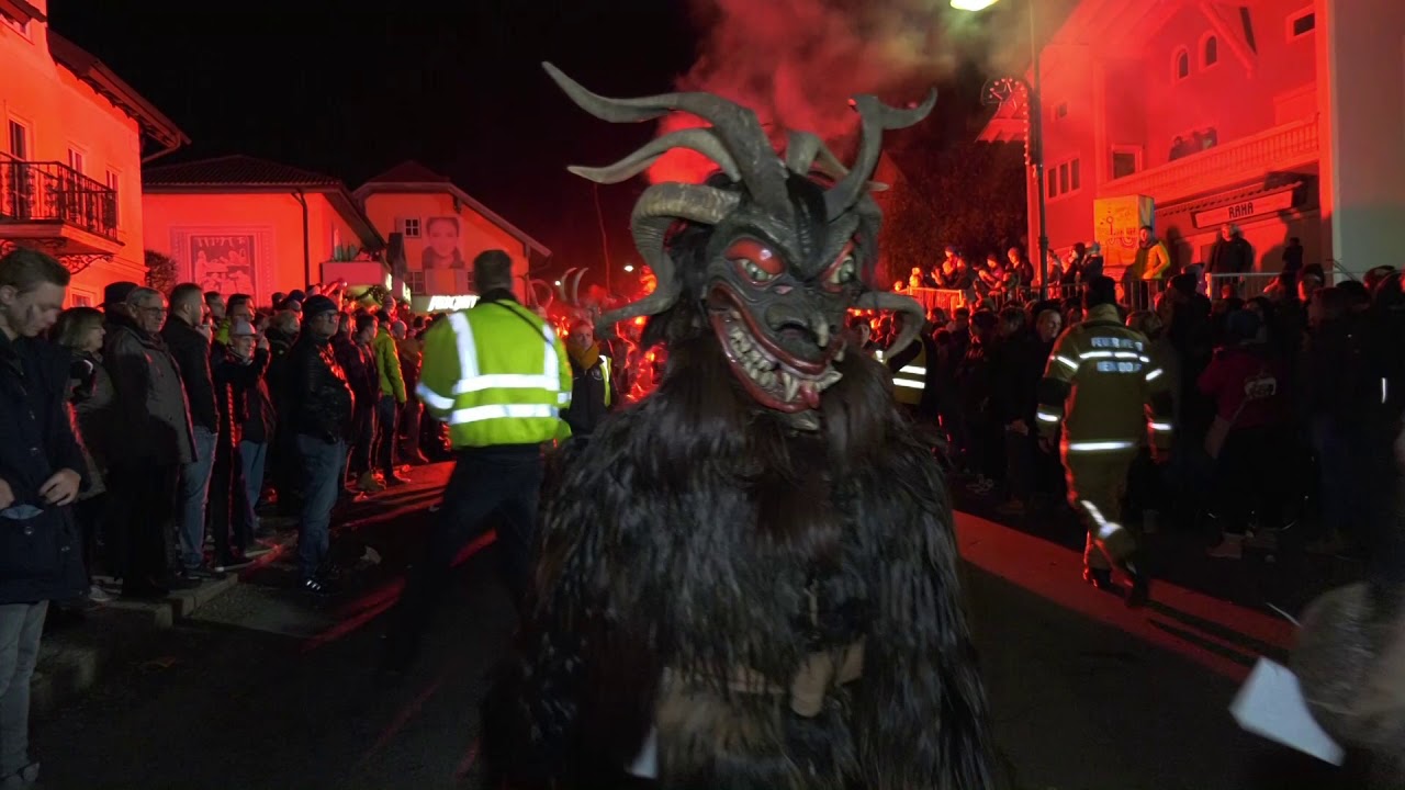25.11.2019 AT Henndorf: Krampuslauf