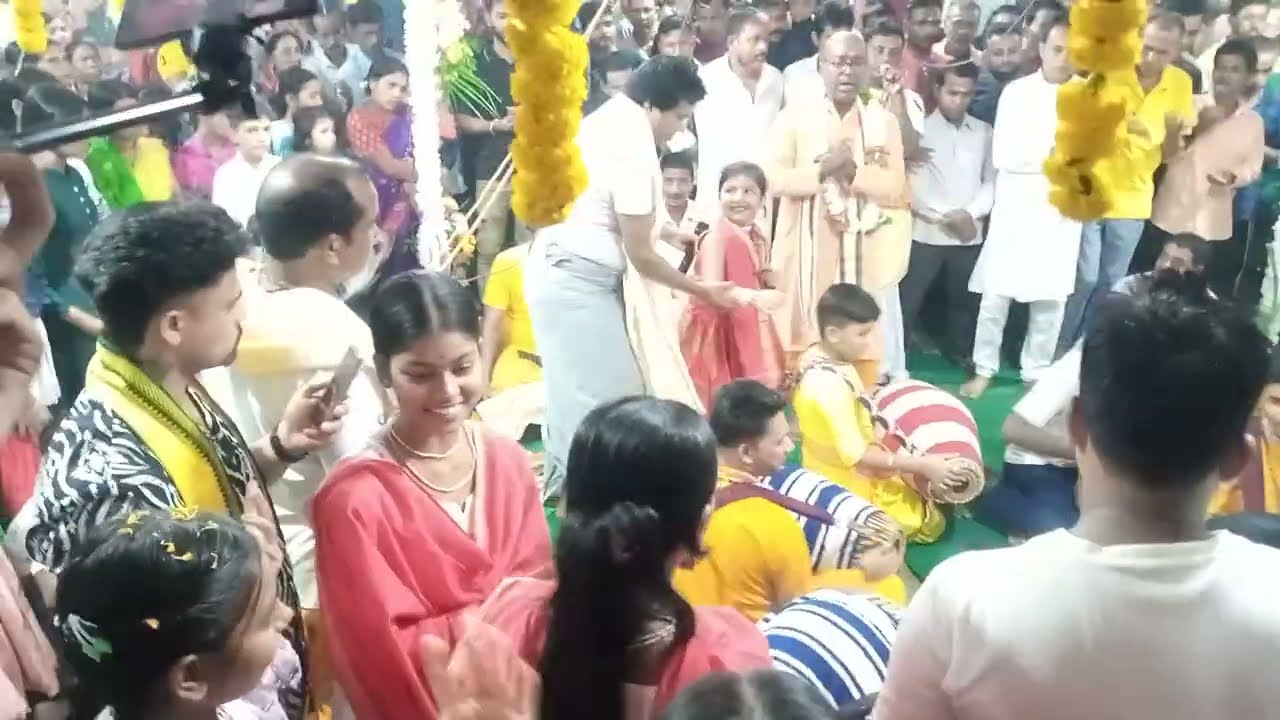 সুষেন বৈদ্যের কীর্তন।।১৪ মাদল আরতি #বৈষ্ণব#পদাবলী#কীর্তন চ্যানেলটি সাবস্ক্রাইব করুন রাধে রাধে 🙏🤗❤️