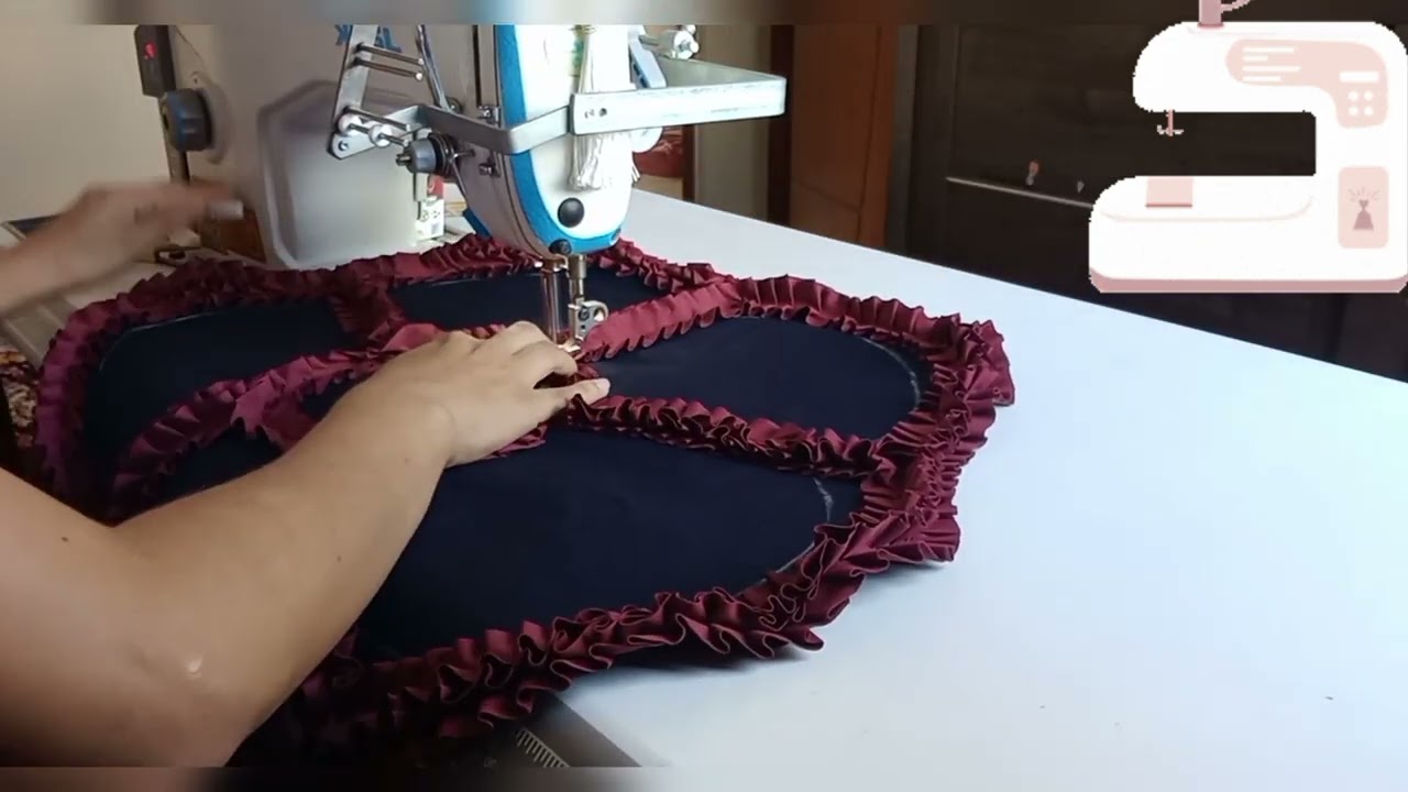 Tapete de frufru manual mais uma florzinha pra coleção #artesanato #tapetefrufru #tapetesfrufru 🌺🌺🌺