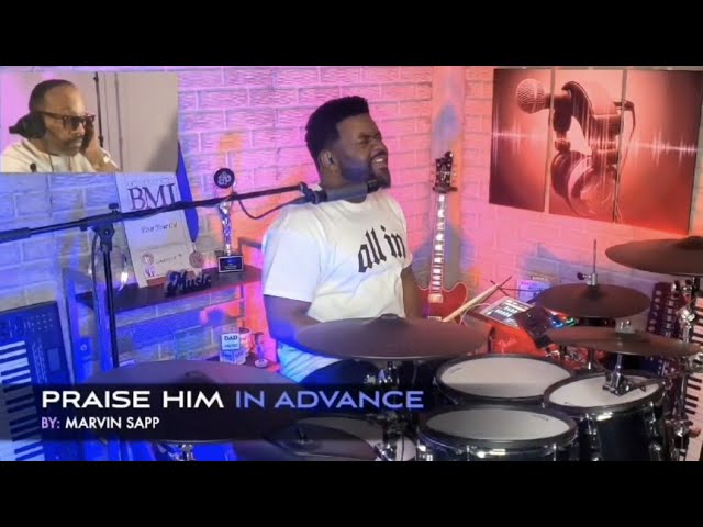 Marvin Sapp's Reaction to Marcus McFarlin Sing & Play "Praise Him in Advance" | FULL VID link below