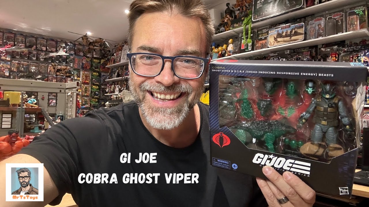 GI Joe Classified Walmart Exclusive Ghost Viper & D.I.R.E. Beasts