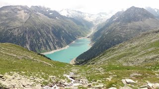 The sun shines and the wind blows gently (Nature Visualizer)