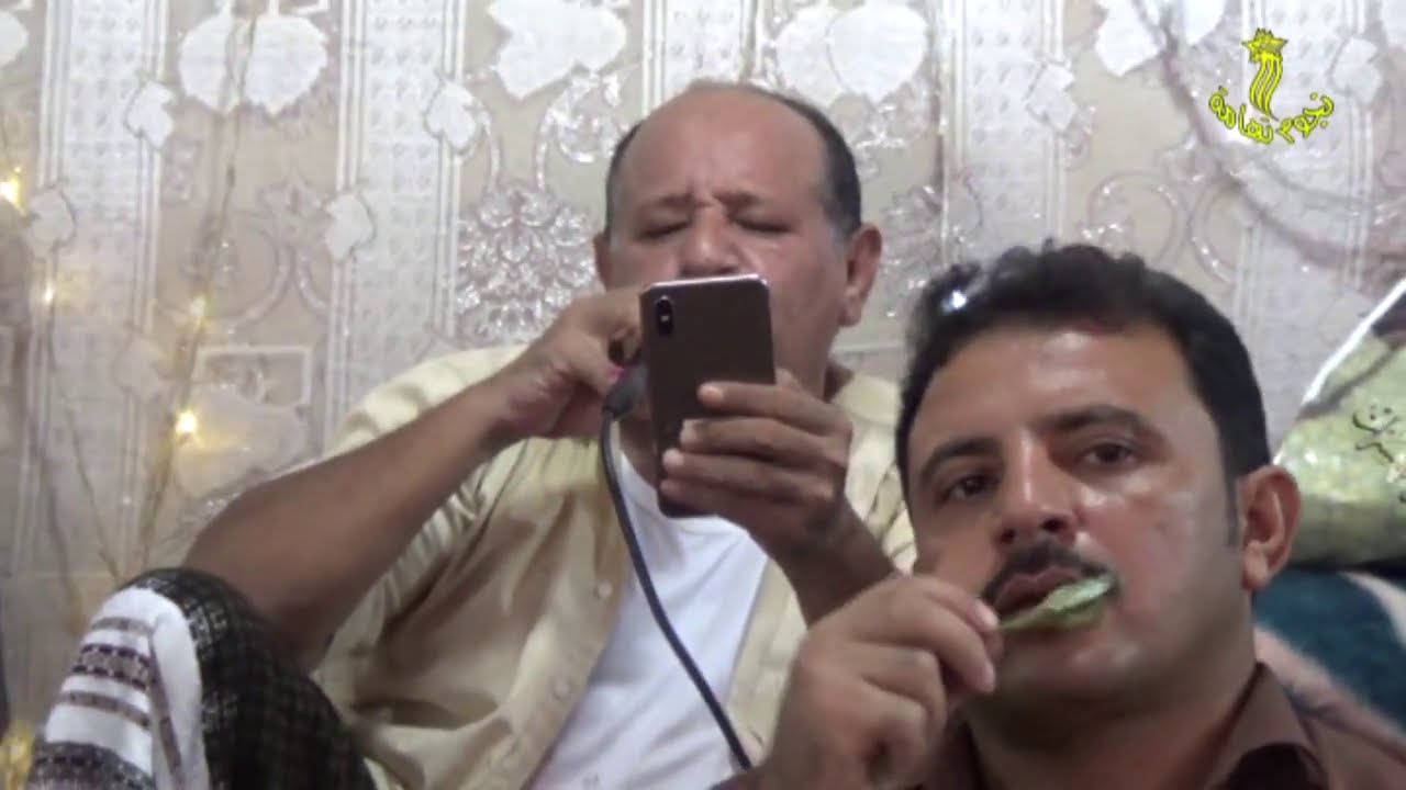 أغيب وذو اللطائف لايغيب أداء المنشد محمد الحلبي في زفاف إلياس شكري بالتريبة