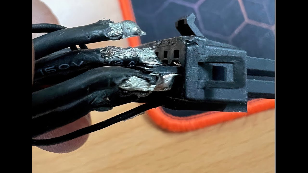 Melting ATX 3.0 PCIe Gen 5 PSU Cables More info needed. YouTube