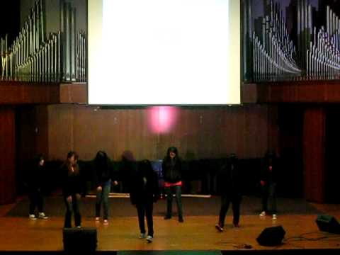 La Sierra University Talent Show - Boss (Girl danc...