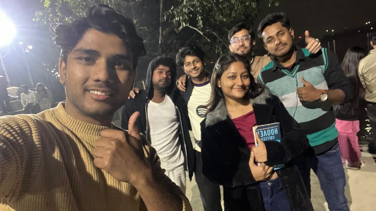 Christmas e ghurte gelam st. Paul church 😗 // first dekhlam chelerao eto chobi tulte pare 🔪