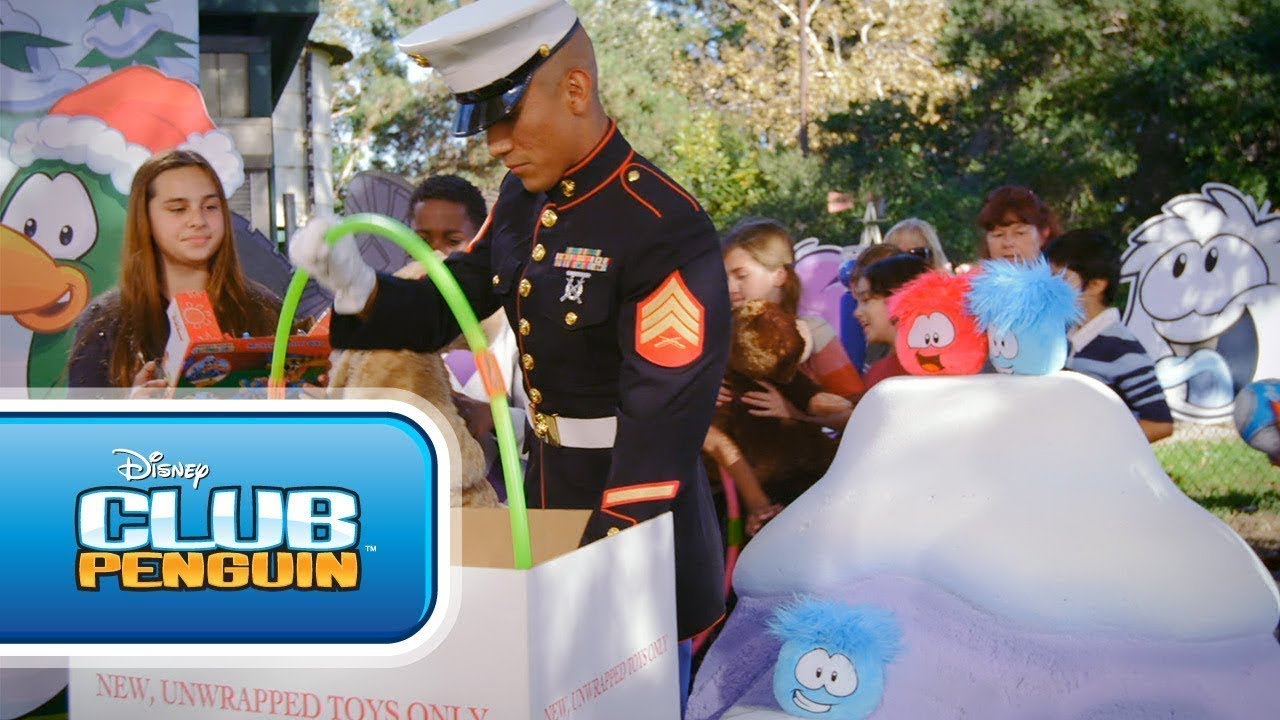 Club Penguin - Disney Channel Game On: Coins for Change