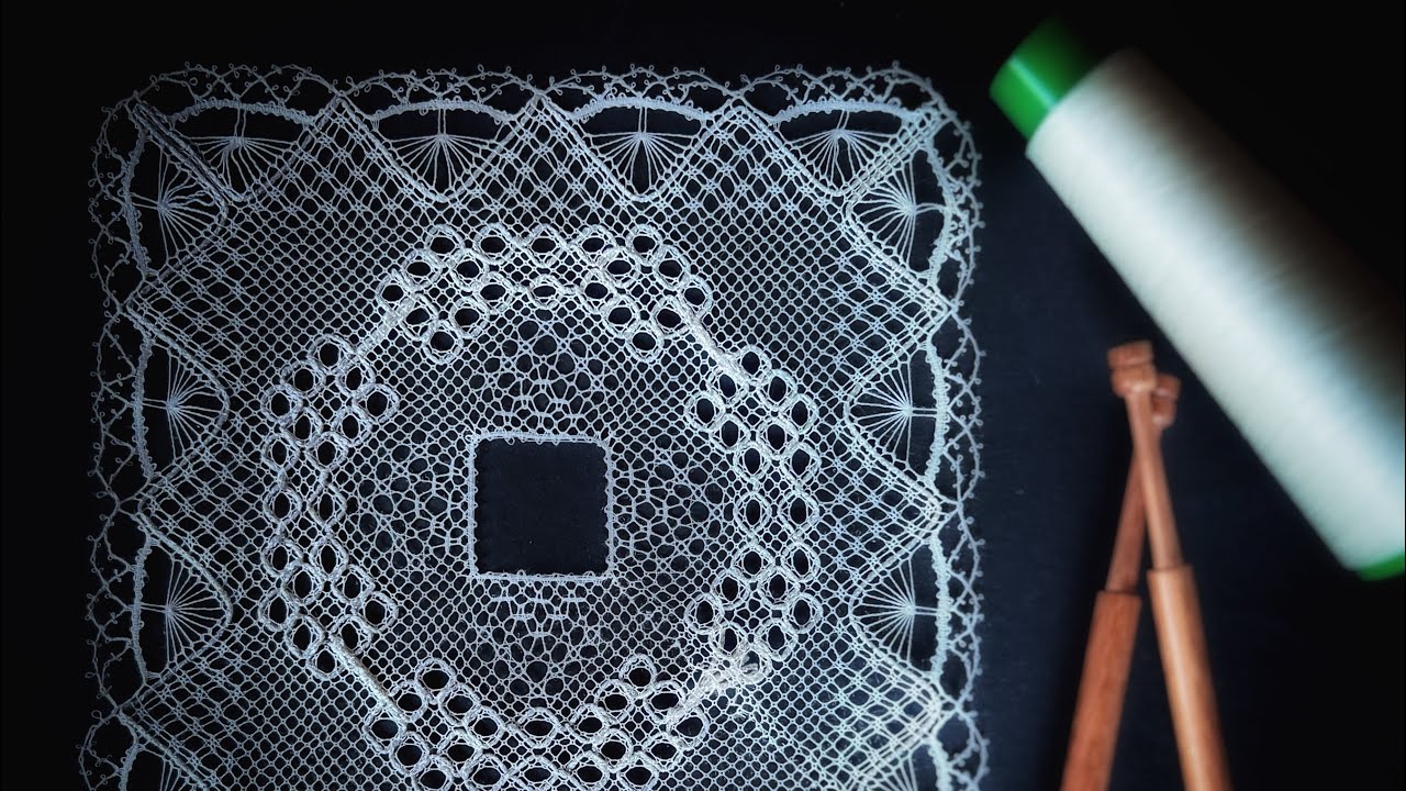 Levantar el pañuelo 13 del bolillero, remate final,. encaje de bolillos Raquel M Adsuar Bolillotuber