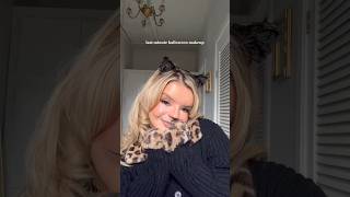 Download Lagu last minute Halloween costume: cat makeup #catmakeup #cat #costume #makeup #halloween MP3