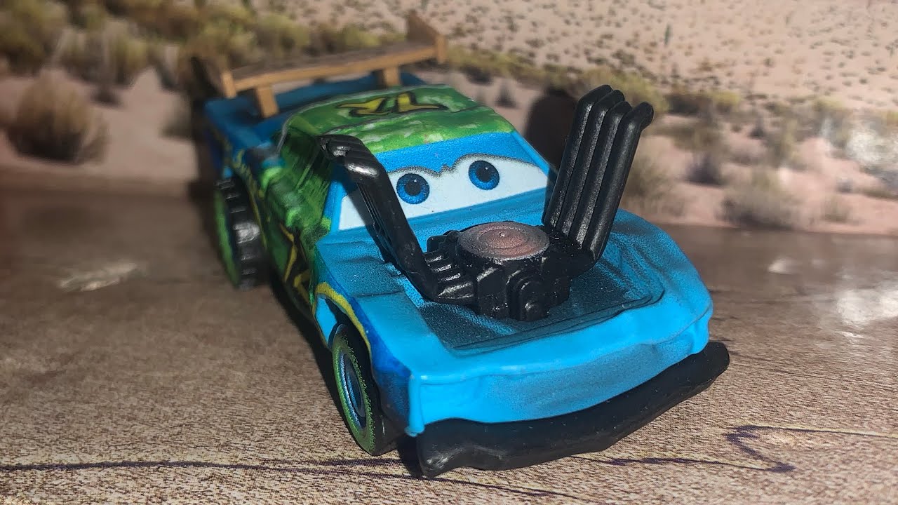 Disney Cars Superfly (Thunder Hollow 72 Car Superfly) Diecast