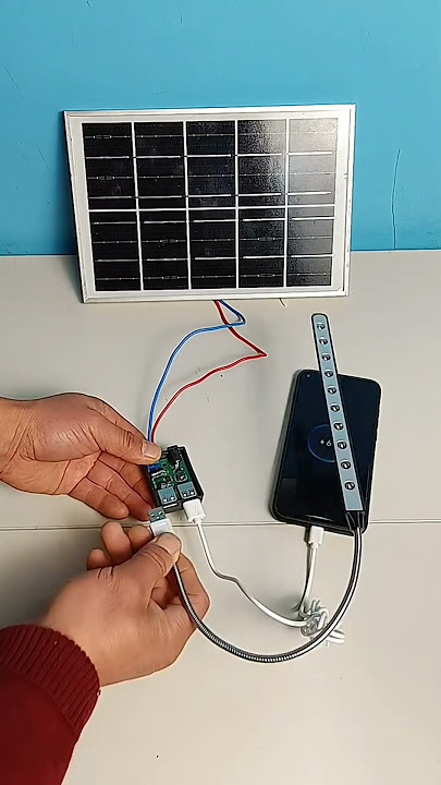 SOLAR PANEL MOBILE CHARGER